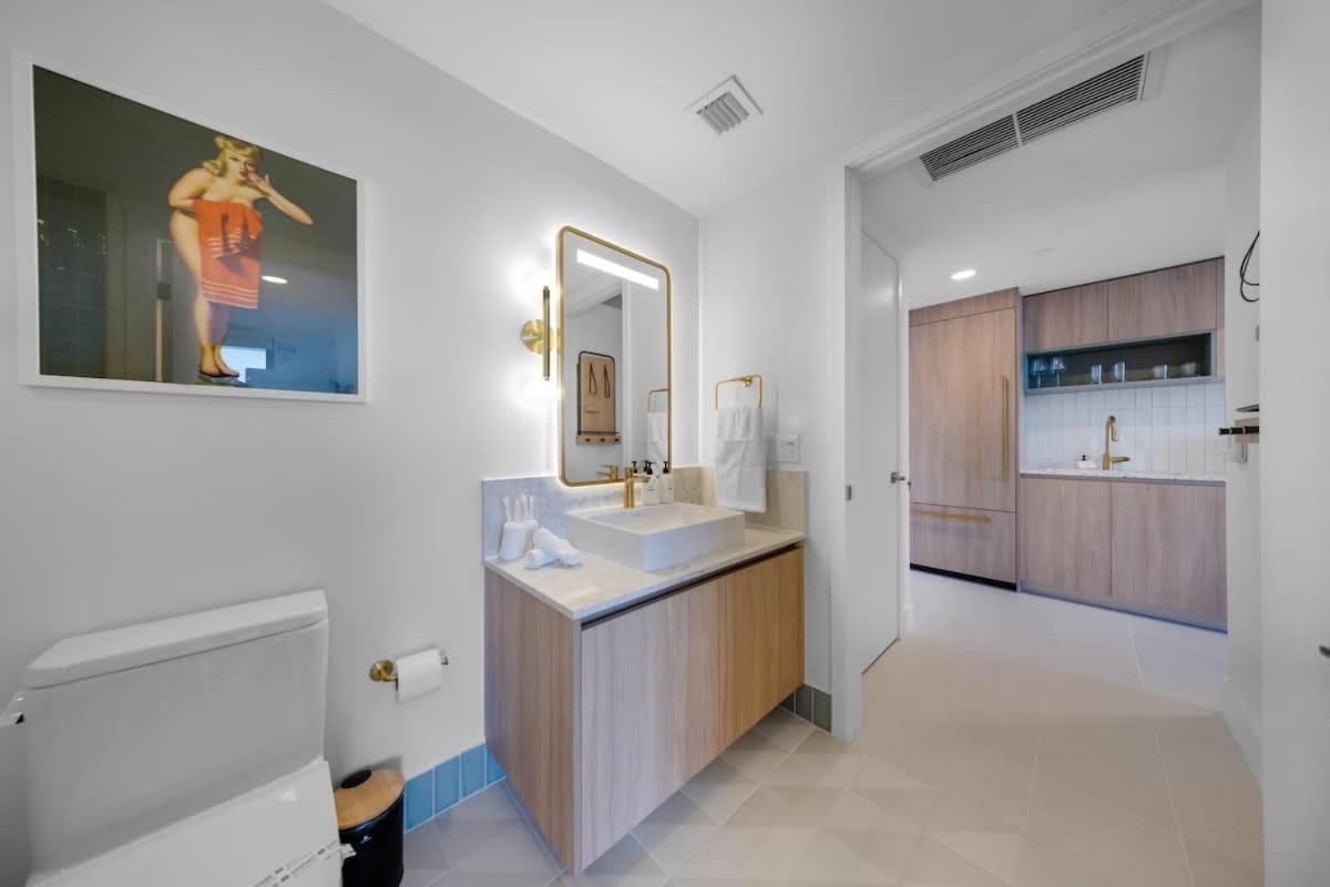 Upscale 3br Escape With Downtown & Water Views Apartment Miami